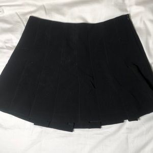 Forever 21 pleated black mini skirt